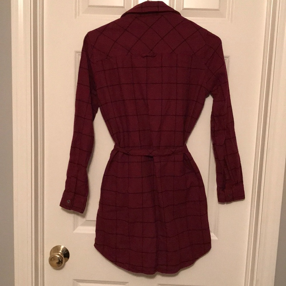 Top - Picture 2 of 3